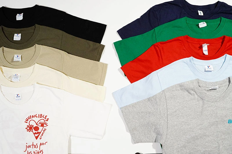 Playeras cuello redondo de diferentes colores para uniformes empresariales en Guadalajara